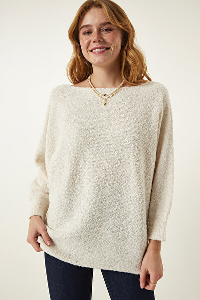 Happiness İstanbul Krem Kayık Yaka Mevsimlik Oversize Triko Kazak YG00105