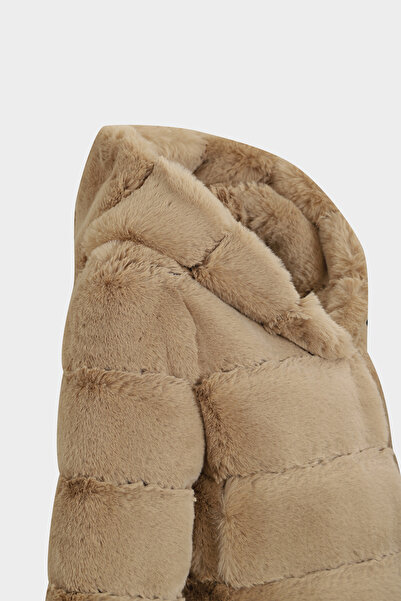 Açelya Okcu Premium Kapüşonlu Kadın Rex Suni Kürk Mont