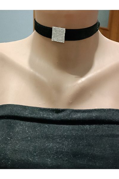 Blotch Choker Velvet Christmas Necklace with Zirconia