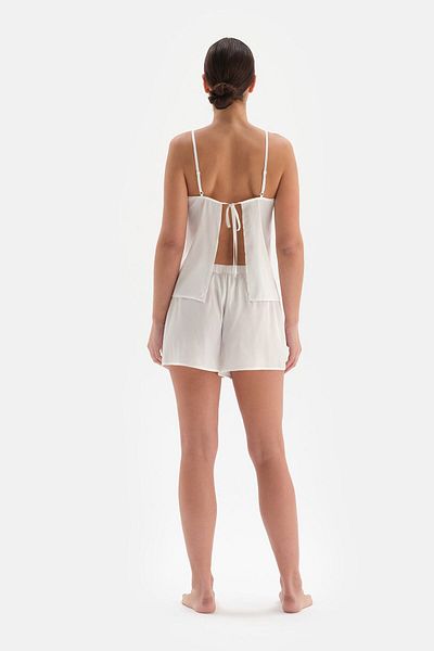 Dagi Set de pijama detaliat din dantela Mireasa alba cu pantaloni scurti