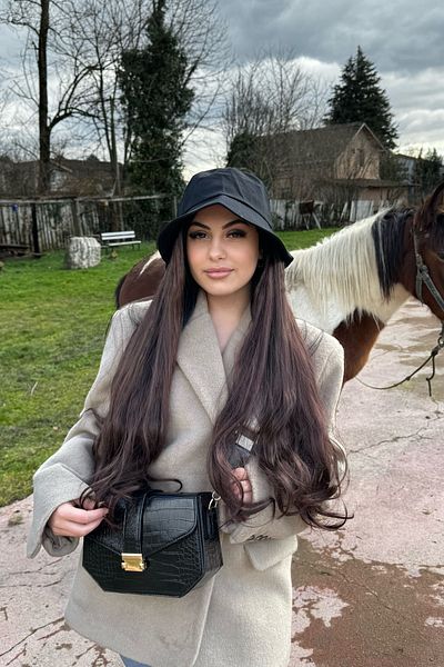 TAKIŞTIR شعر مستعار بني مموج مع تفاصيل القبعة