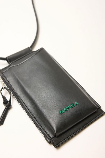 Manuka SCHWARZE HANDYTASCHE MIT KARTE