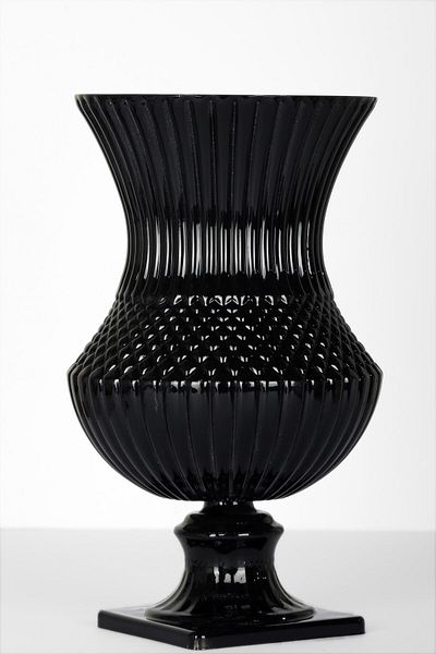 Paşabahçe Black Crystal Vintage Vase