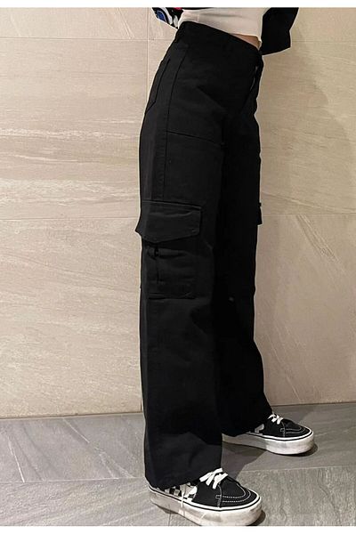 LAMİRA Black CARGO Pocket High Waist Trousers Bottom Wear
