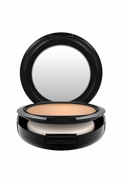 M.A.C Studio Fix Powder Plus Nw25-15G Medium-High Coverage Matte Finish Powder Foundation