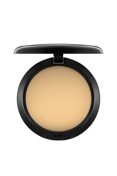 M.A.C Studio Fix Powder Plus C40 - 15g Medium-High Coverage Matte Finish Powder Foundation