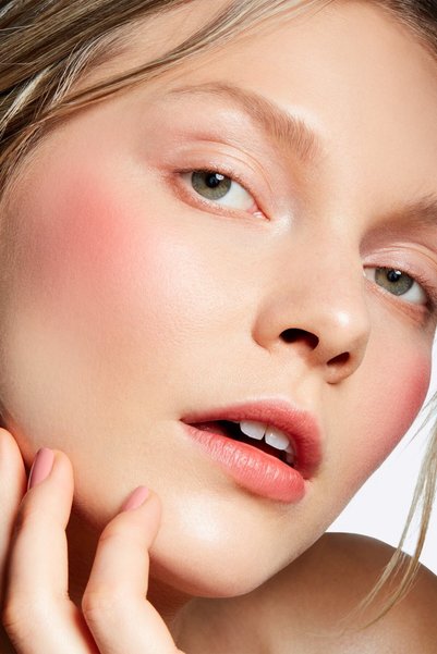 M.A.C Kremsi Yapılı Pudra Allık - Extra Dimension Blush - Cheeky Bits 4 G