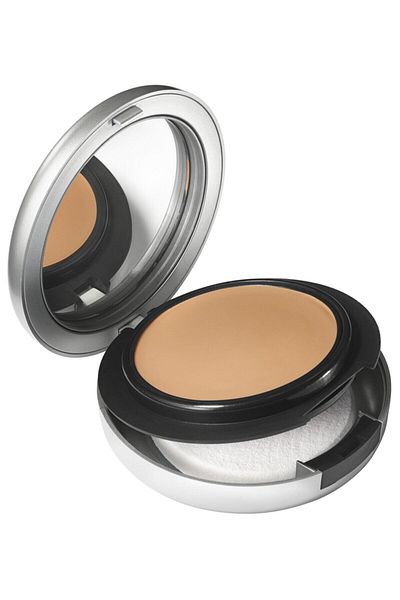 M.A.C Sweat and Moisture Resistant Studio Fix Tech Long Lasting Cream Foundation up to 12 Hours 10Gr