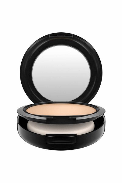 M.A.C Studio Fix Powder Plus Nw18-15G Medium-High Coverage Matte Finish Powder Foundation