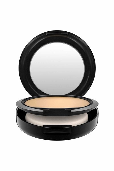M.A.C Studio Fix Powder Plus Nc30 - 15g Medium-High Coverage Matte Finish Powder Foundation