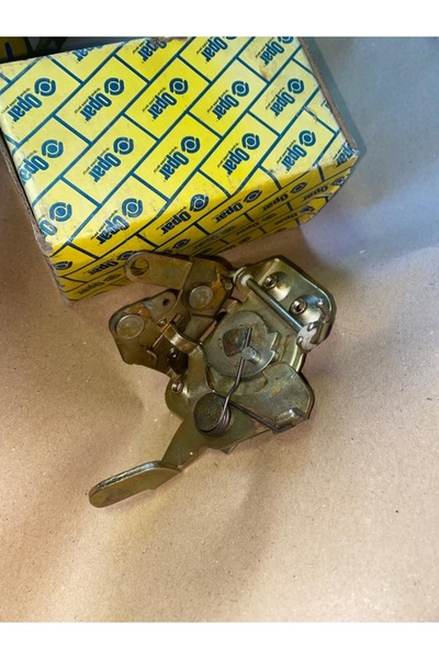 OPAR MURAT 124/SERÇE ÖN SAĞ KAPI KİLİDİ OPAR MARKA ESKİ ÜRETİM ETİKETÇİLERE ÖZEL