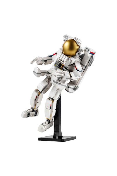 LEGO ®   Creator Space Astronaut 31152 - for Kids Ages 9 and up with Dog and Jet Model Options