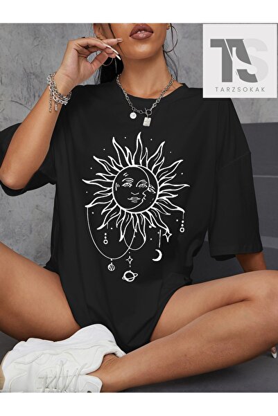 Tarzsokak Tricou oversize cu umăr liber cu model Soare și Lună