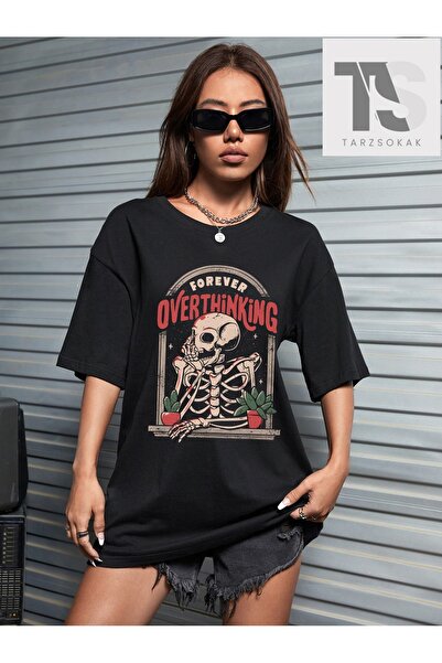 Tarzsokak Tricou supradimensionat cu umăr dezgolit și grafică cu schelet și l...