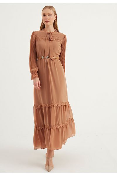 Herita Chiffonkleid mit Gürtel