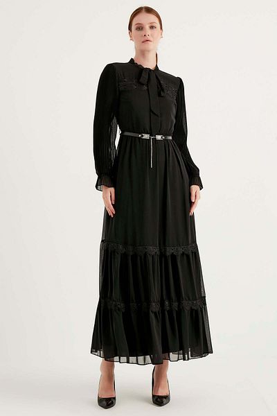 Herita Langärmliges Kleid mit Gürteldetail