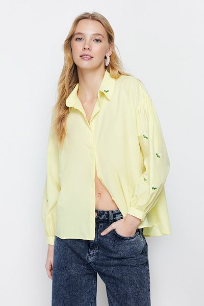 Trendyol Collection Pamut sárga hímzett ing - normál szabású TWOAW23GO00081