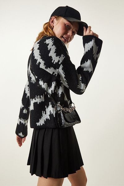 Happiness İstanbul Black Patterned Knit Sweater BV00104