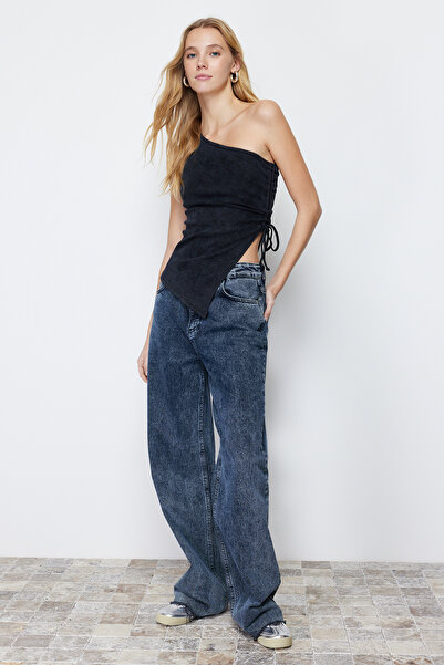 Trendyol Collection Black Vintage/Faded Effect Fitted Corduroy Cotton Stretch Knitted Blouse TWOSS24BZ00298