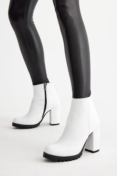 Tonny Black Women's White Skin Comfortable Fit Zippered Heeled Women's Boots