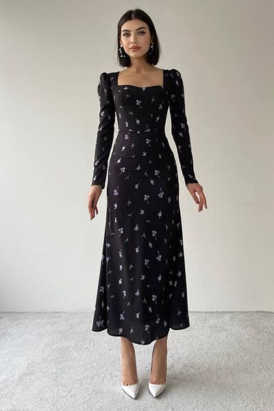 lovebox Μακρυμάνικο μίντι μαύρο βραδινό φόρεμα 208 από ύφασμα κρεπ με λουλουδάτο σχέδιο