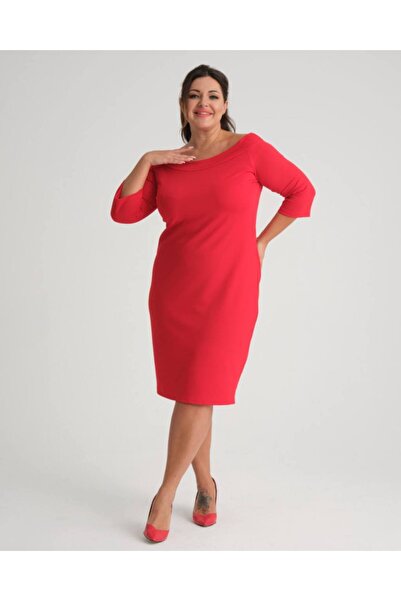 Butik Nilyam Women's Large Size Boat Neck Crepe Fabric Straight Dress 22008 Red