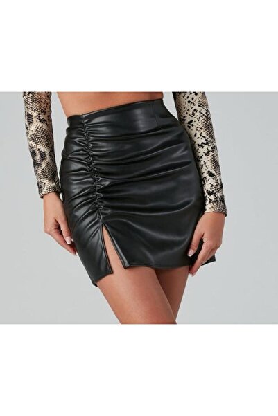 Gira Moda Kadın Suni Deri Yan Büzgülü Önden Yırtmaçlı Mini Etek