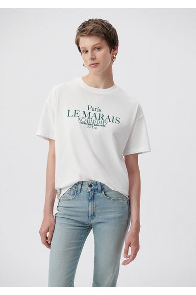 Mavi Tricou alb cu imprimeu Le Marais, cu croiala larga 1611995-80194