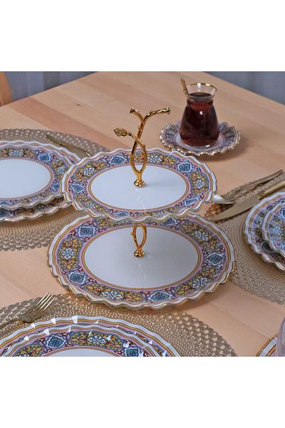 Glore Gisele Gold Gilt Glass Cookie Holder