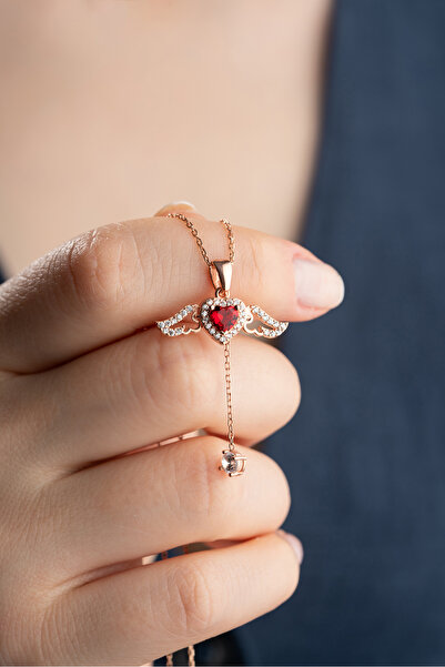 Nereze 925 Ayar Gümüş Rose Kaplama Hareketli Kırmızı Taşlı Kanatlı Kalp Kolye