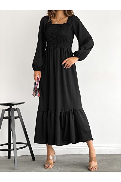 Butik Kare Yaka Uzun Pileli Elbise