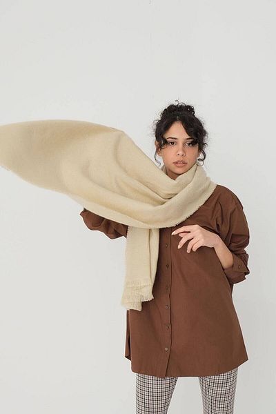 Makro Optik Unisex Plain Beige Soft Textured Scarf Shawl