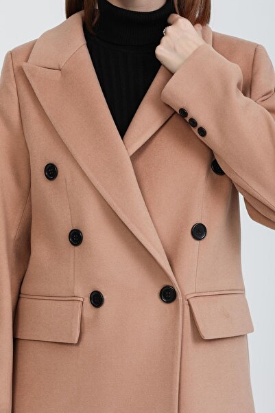 Pitti Women's Camel Stamped Buttoned Coat 70615