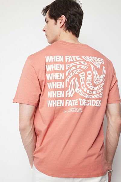 Trendyol Collection Dusty Rose Oversize/Wide Cut Text εμπριμέ κοντομάνικο 100% βαμβακερό T-shirt TMNSS24TS00015