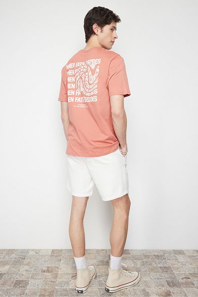 Trendyol Collection Dusty Rose Oversize/Wide Cut szövegnyomott rövid ujjú 100% pamut póló TMNSS24TS00015