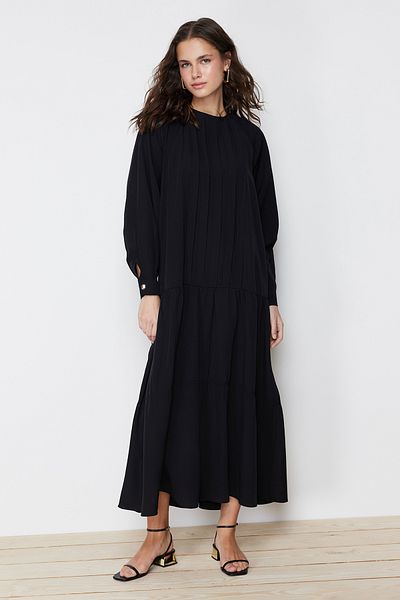 Trendyol Modest Μαύρο υφαντό φόρεμα με λεπτομέρεια βολάν - TCTSS24EB00085