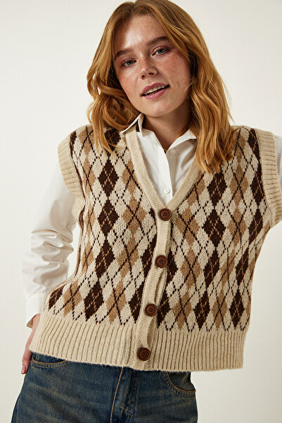 Happiness İstanbul Kadın Bej Baklava Desenli Düğmeli Süveter Gömlek YY00199