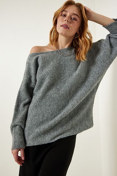 Happiness İstanbul Grauer saisonaler Oversize-Strickpullover mit U-Boot-Ausschnitt für Damen YG00105