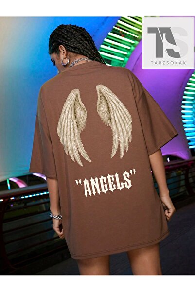 Tarzsokak Tricou oversize Coolane cu grafică cu aripi și litere, cu umeri goi