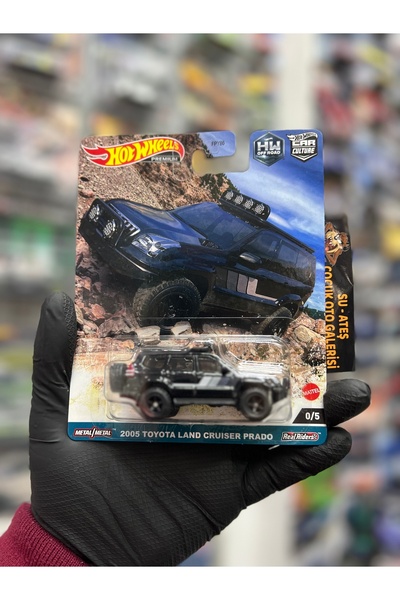 HOT WHEELS premıum 2005 Toyota Land cruıser Prado 1.64 Chase model