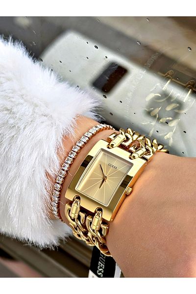 Guess ساعة يد نسائية GUW1117L2