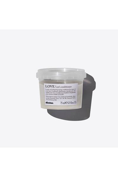 Davines Love Curl Wavy Hair Care Cream - Curl and Defining NOONLINEEE258873