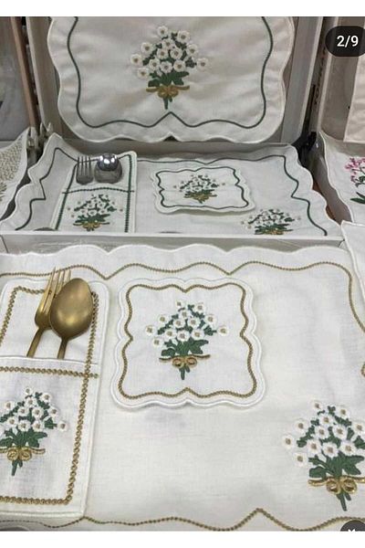 HİFA Set de service pentru 8 persoane Daisy Model Broderie American Runner 25 piese