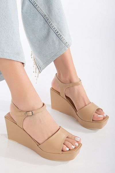 LİLLA women's pointed wedge sole nude color