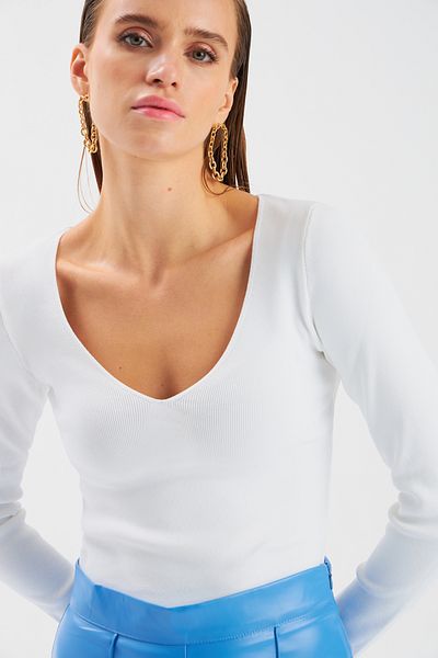 Sateen V-Neck Knitwear Crop - Ecru