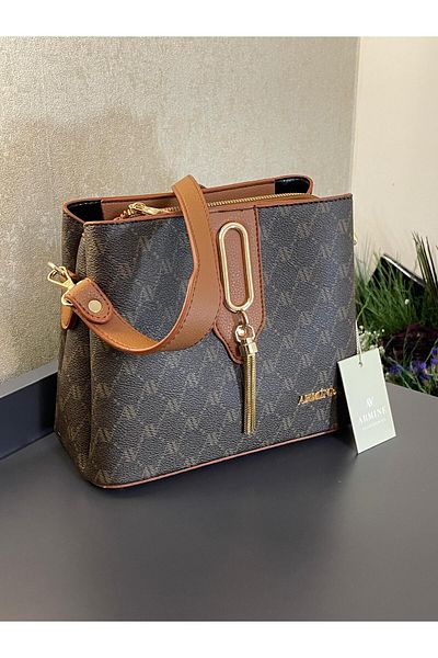 Armine Arm.361.Kv.N Leather Arm Bag Designed as a Special Color Combination Hand and Arm Bag
