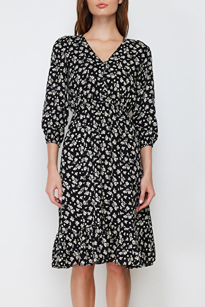 Trendyol Collection Μαύρο φλοράλ υφαντό φόρεμα TWOSS20EL0577