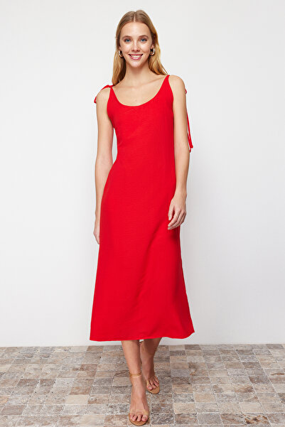 Trendyol Collection Red Straight Cut Slit Strap Midi Woven Dress Twoss23El00413