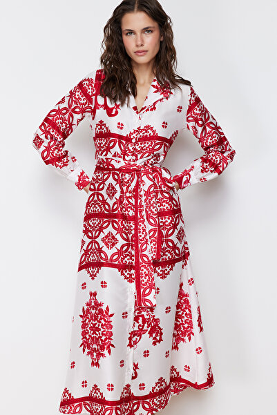 Trendyol Modest Βραδινό φόρεμα πουκάμισο με φούξια υφαντό σατέν σχέδιο TCTSS24EB00039