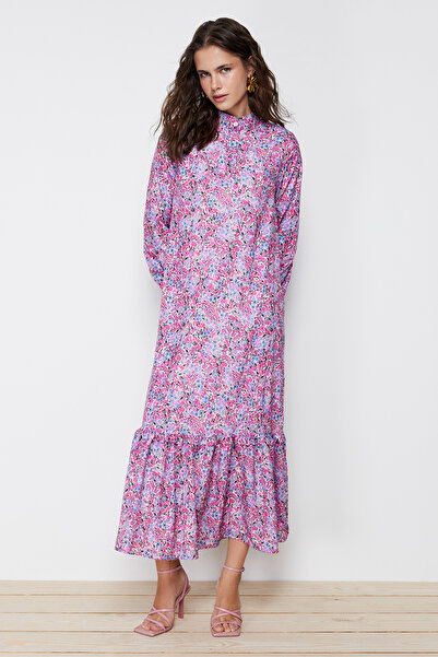 Trendyol Modest Fioletowa, wzorzysta, tkana sukienka z falbaną w kwiaty TCTSS21EL3353